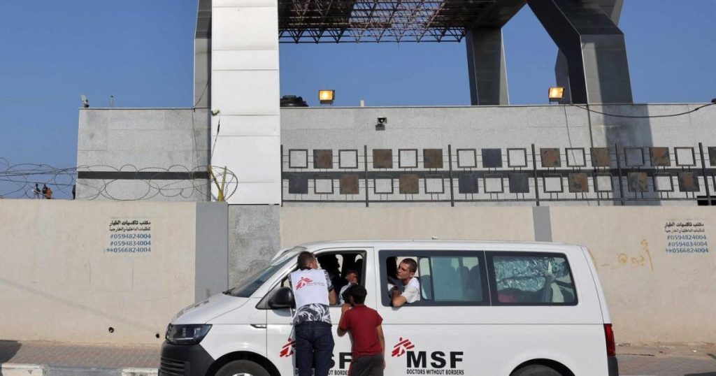 أطباء بلا حدود: غزة أصبحت “مقبرة جماعية” للفلسطينيين ومن يساعدونهم