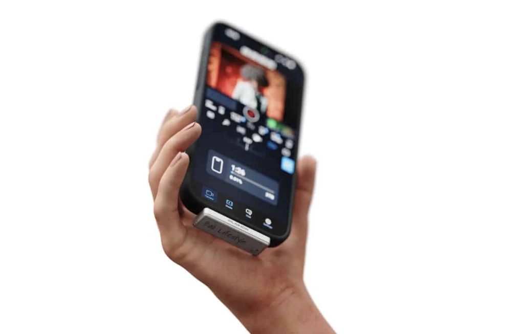 بسعة قدرها 2 تيرابايت.. الكشف عن أصغر وحدة تخزين خارجية لهواتف آيفون