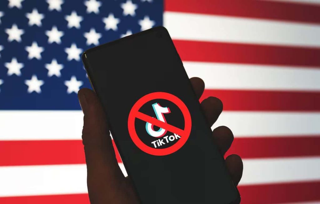 الولايات المتحدة تحظر تيك توك رسميًا