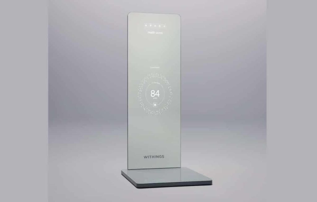 أمنية.. مرآة ذكية جديدة للفحص الصحي بالذكاء الاصطناعي