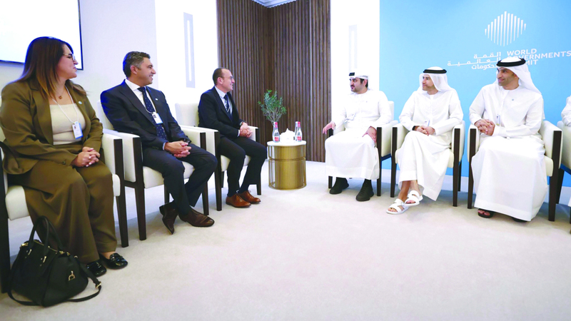 مكتوم بن محمد: دبي توفر منصة مثالية للشركات العالمية