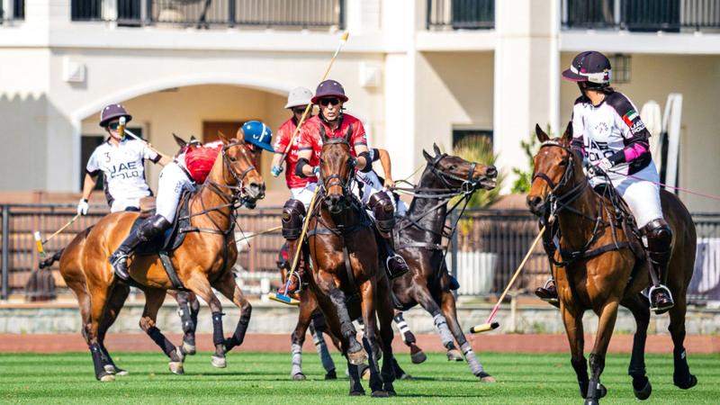 «الإمارات» يتأهل لنهائي كأس دبي الذهبية للبولو