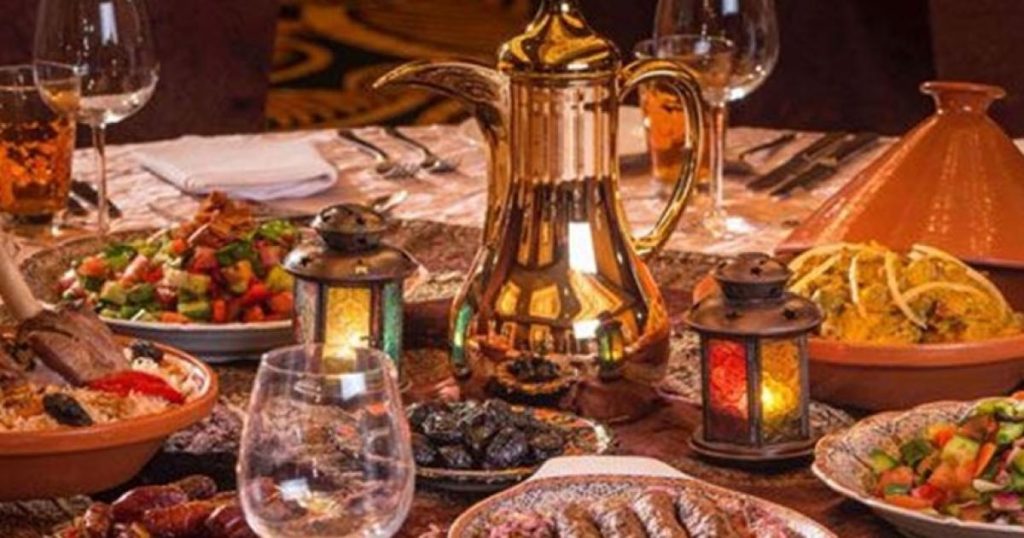 صورة: امساكية رمضان 2025 ابوظبي موعد السحور والإفطار