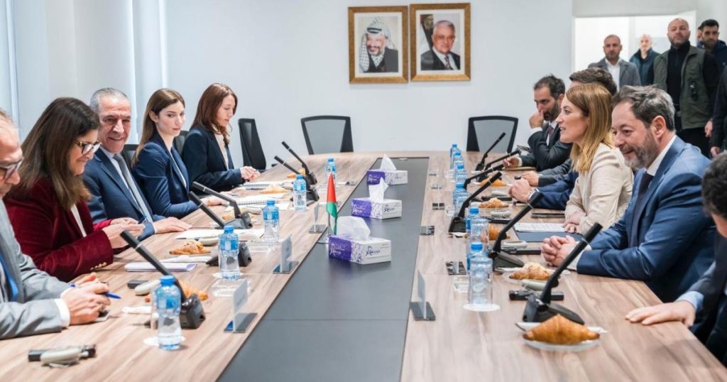 “الشيخ” يبحث مع وفد أوروبي رفيع المستوى تصعيد الاحتلال بالضفة