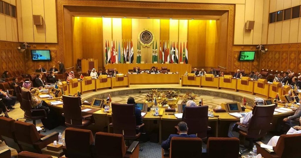 الجامعة العربية تتحدث عن تأجيل القمة وتؤكد وجود أفكار لإعمار غزة
