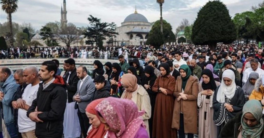 خطبة عيد الفطر مختصرة ومتميزة