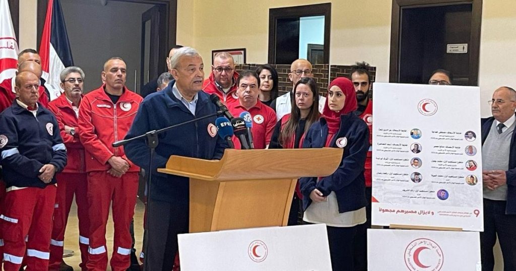 رئيس جمعية الهلال الأحمر يوجه رسالة للمسعفين والمتطوعين بعد استهداف كوادر الجمعية
