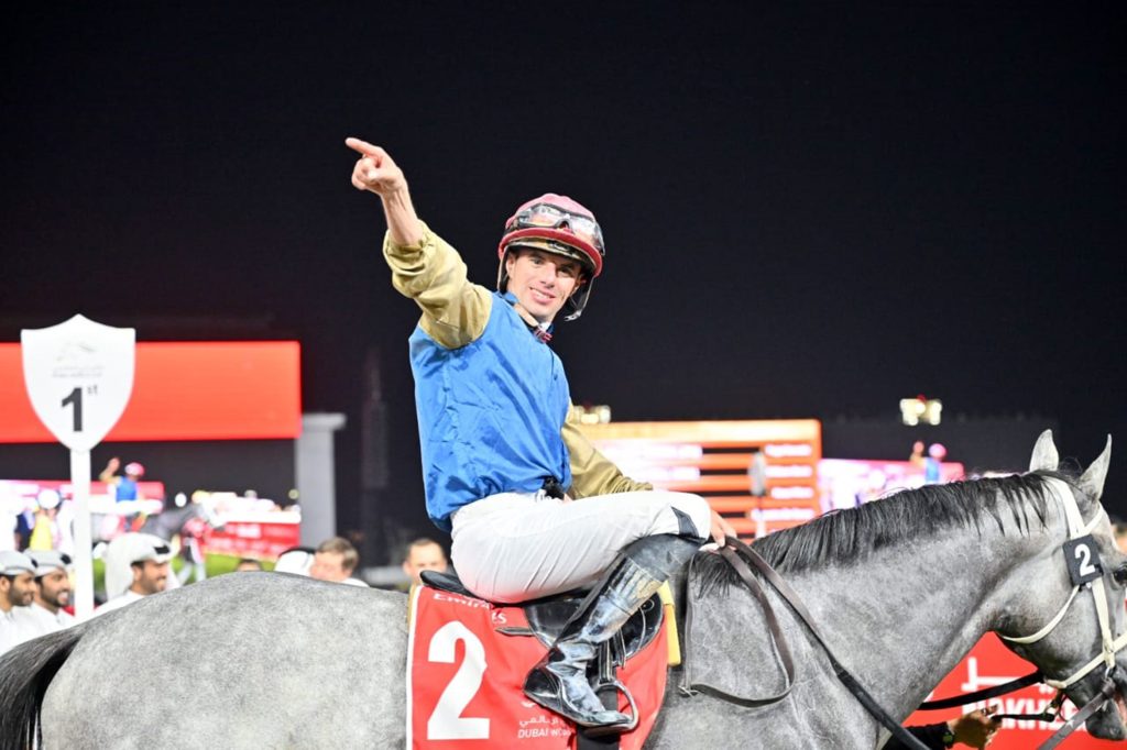 كيف فاز «هت شو» بكأس دبي العالمي؟.. الفارس جيرو يوضح تفاصيل الانتصار