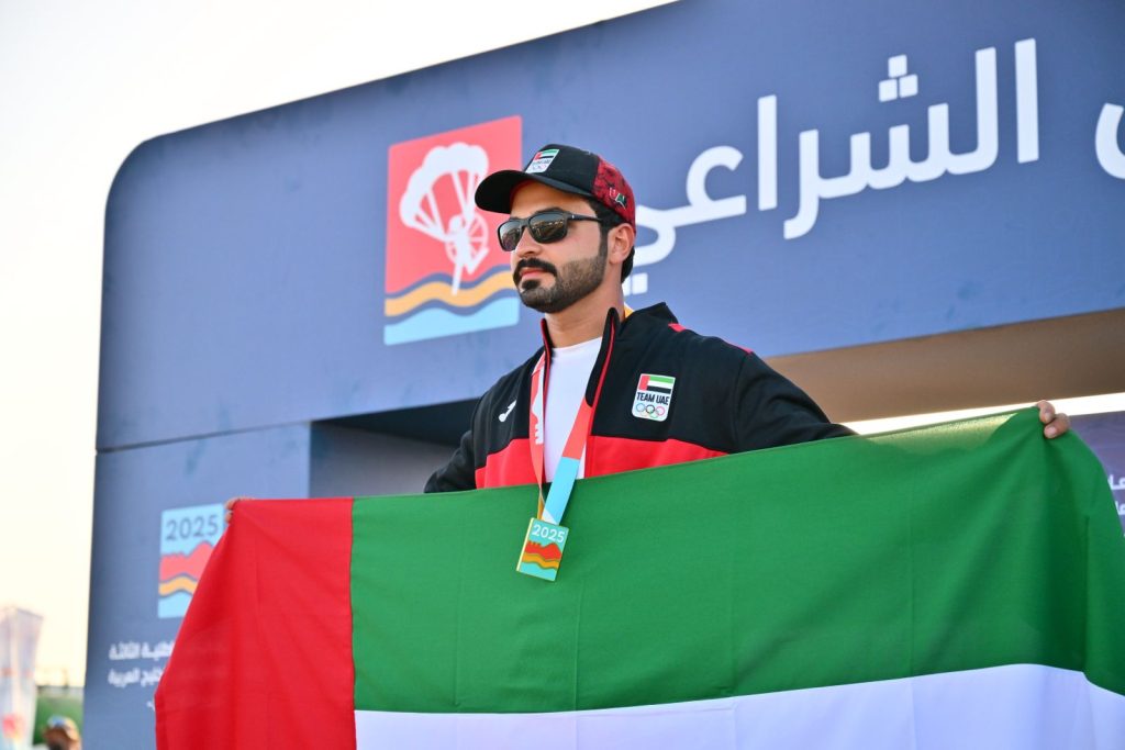 الحمادي يتقلد ذهب الطيران الشراعي في «الألعاب الخليجية»