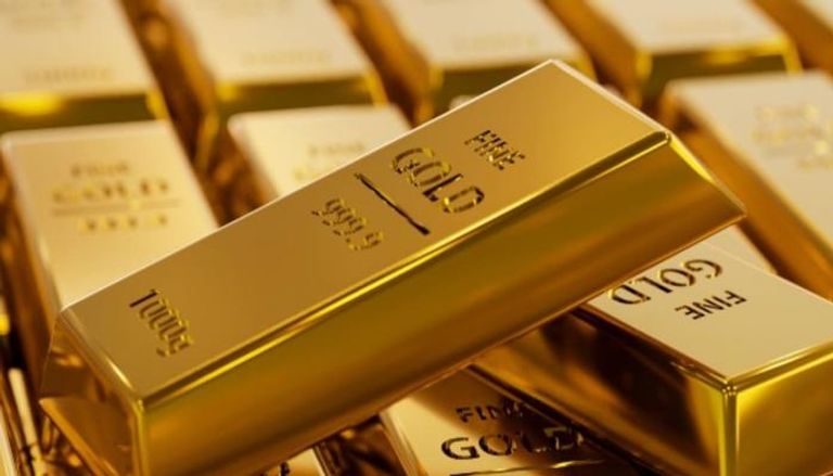 الذهب يرتفع 2% مع بدء رسوم ترامب