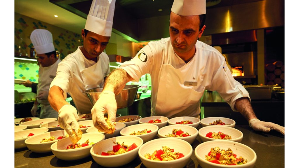 الذوّاقة يقولون كلمتهم: دبي في الصدارة