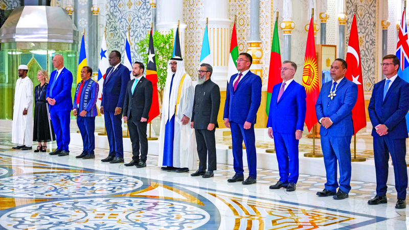 رئيس الدولة: حريصون على تعزيز جسور التعاون مع دول العالم