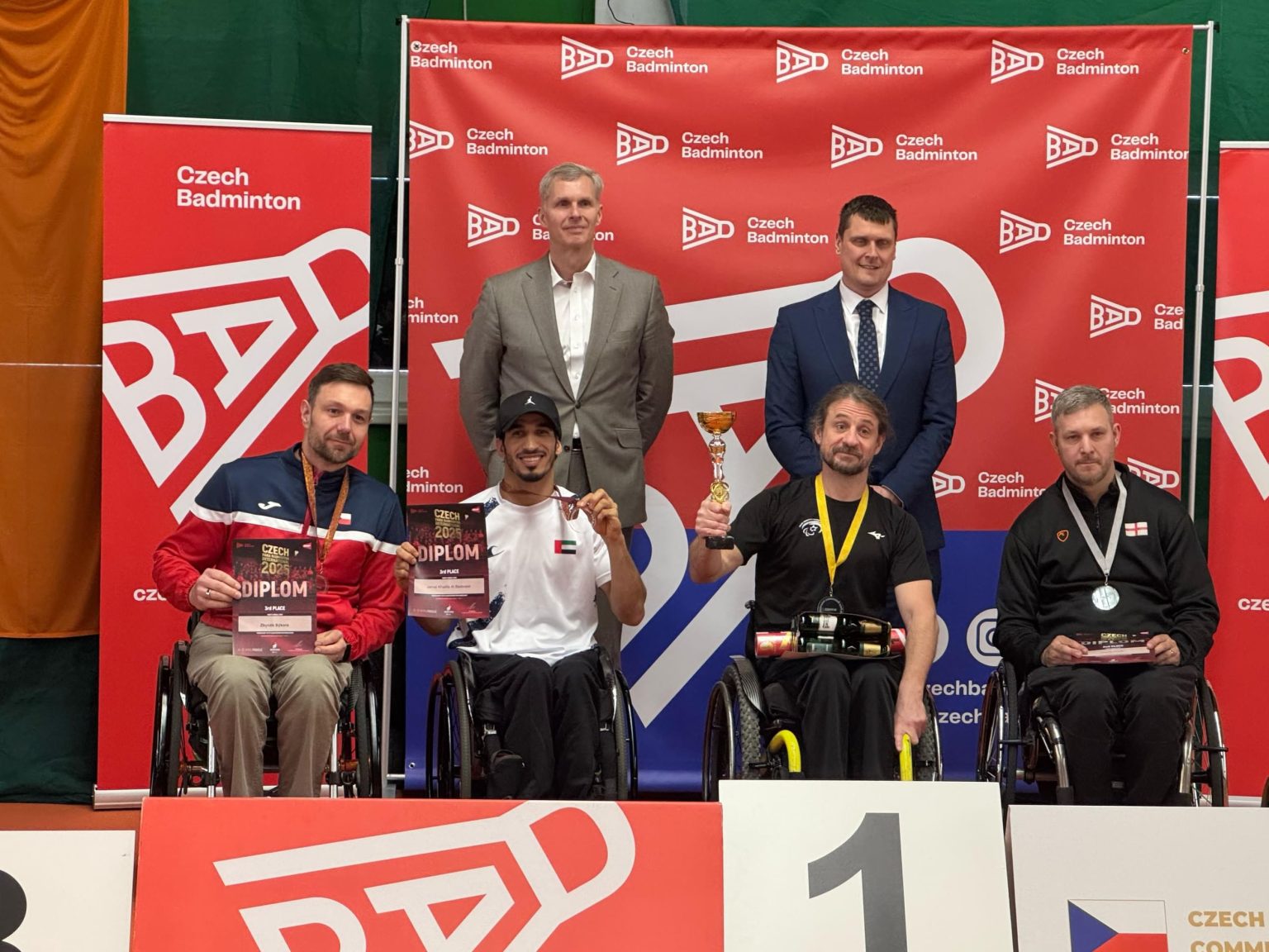 البدواوي يهدي الإمارات أول ميدالية دولية في الريشة الطائرة لأصحاب الهمم