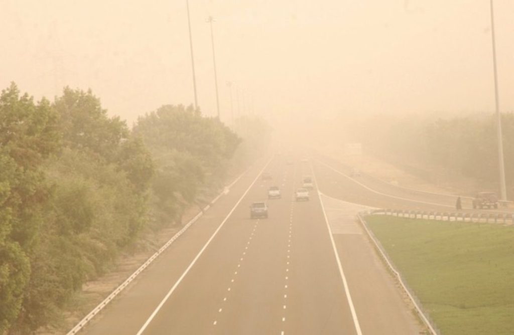 “الصحة” تحدد 3 طرق للوقاية من الغبار وتدعو لارتداء الكمامات