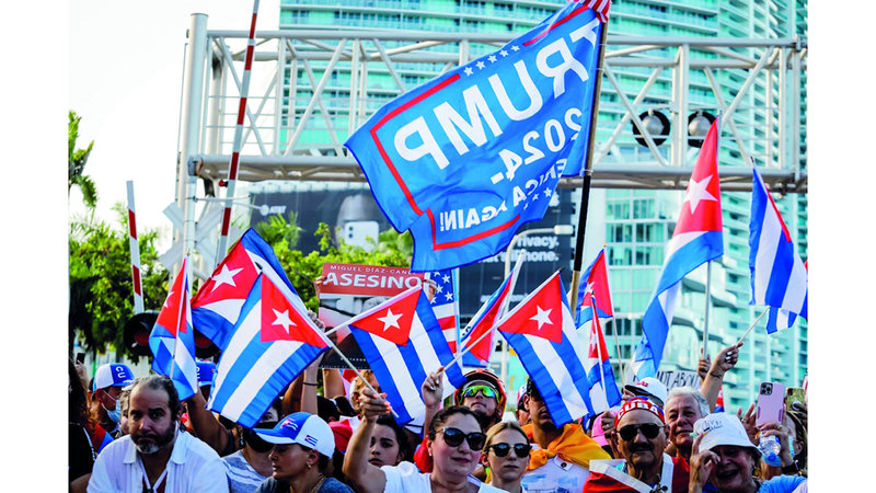 المنفيون الكوبيون يفقدون وضعهم المميز كمهاجرين في عهد ترامب