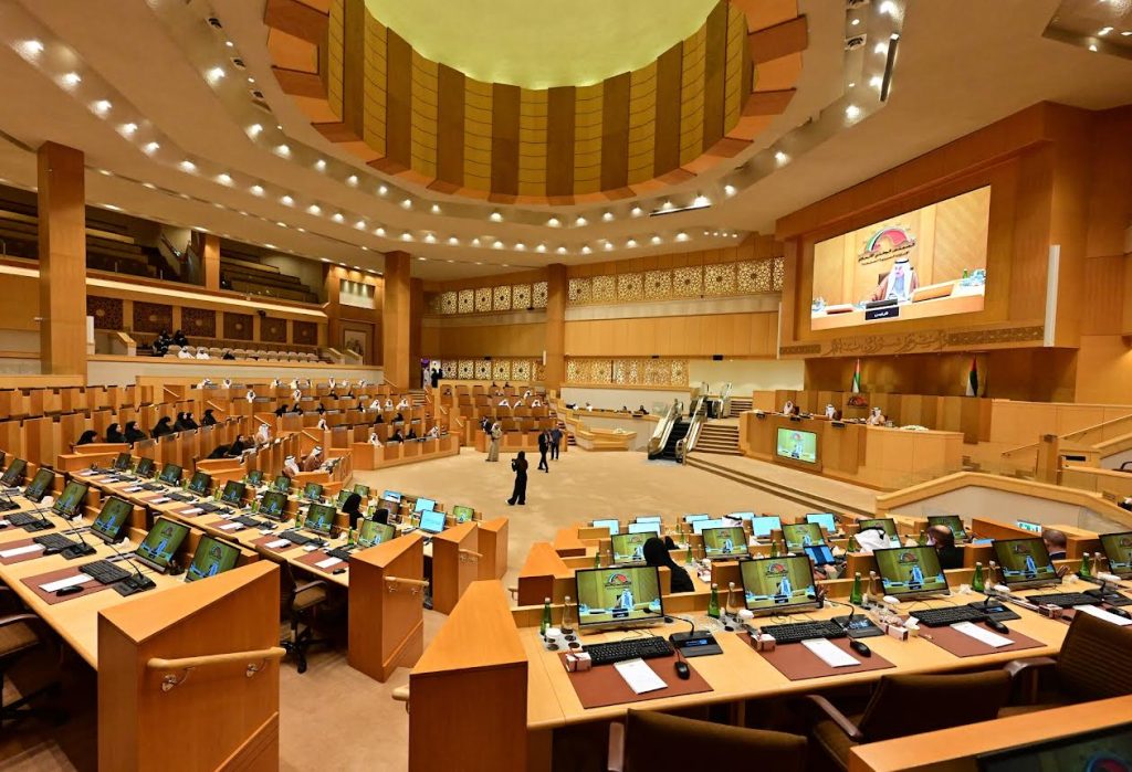 “الوطني” 8 تحديات تواجه الإعلام الحكومي و11 توصية برلمانية لتطوير المحتوى وترسيخ الهوية الوطنية