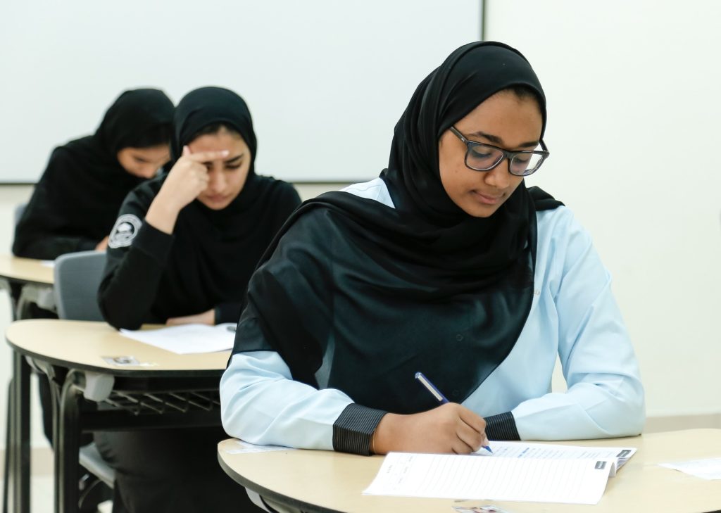 الاختبارات التكوينية للفصل الدراسي الثالث تبدأ 28 إبريل الجاري