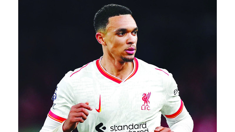 أرنولد يعود إلى ليفربول في مواجهة ليستر