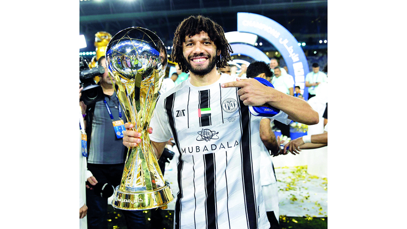 النني: ترشيح شباب الأهلي للفوز باللقب حفّز الجزيرة لمعانقة الكأس