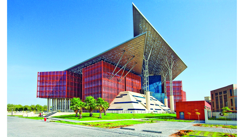 إلزام موظفة بردّ 299.7 ألف درهم قيمة حجوزات سفر إلى زميلها