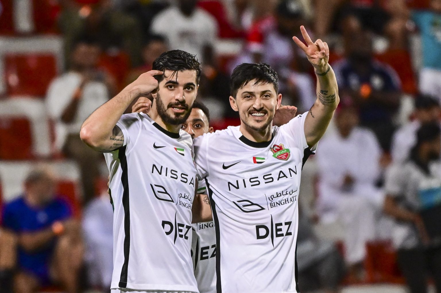 شباب الأهلي يطير فرحاً بالاقتراب من درع الدوري