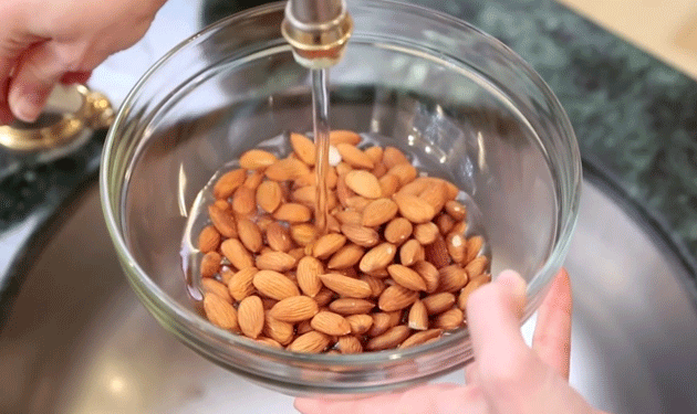 5 حبات لوز صباح كل يوم على الريق .. فوائد صحية لا تتخيلها