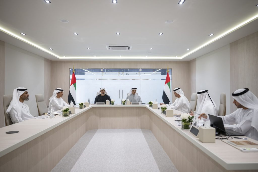 منصور بن زايد يترأس الاجتماع الأول للجنة التنفيذية لمجلس إدارة “التوازن لعام 2025”