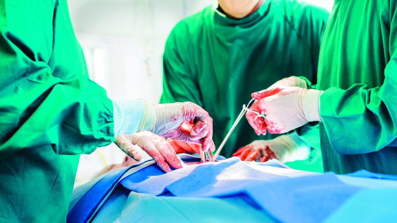 سليمان: لا سقف لتعويضات متضرري «الأخطاء الطبية» في الدولة