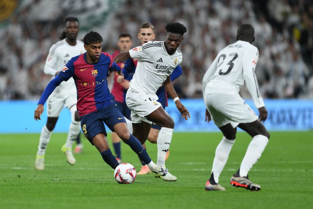 الذكاء الاصطناعي يتوقع نتيجة “كلاسيكو” برشلونة وريال مدريد.. بالتفاصيل!