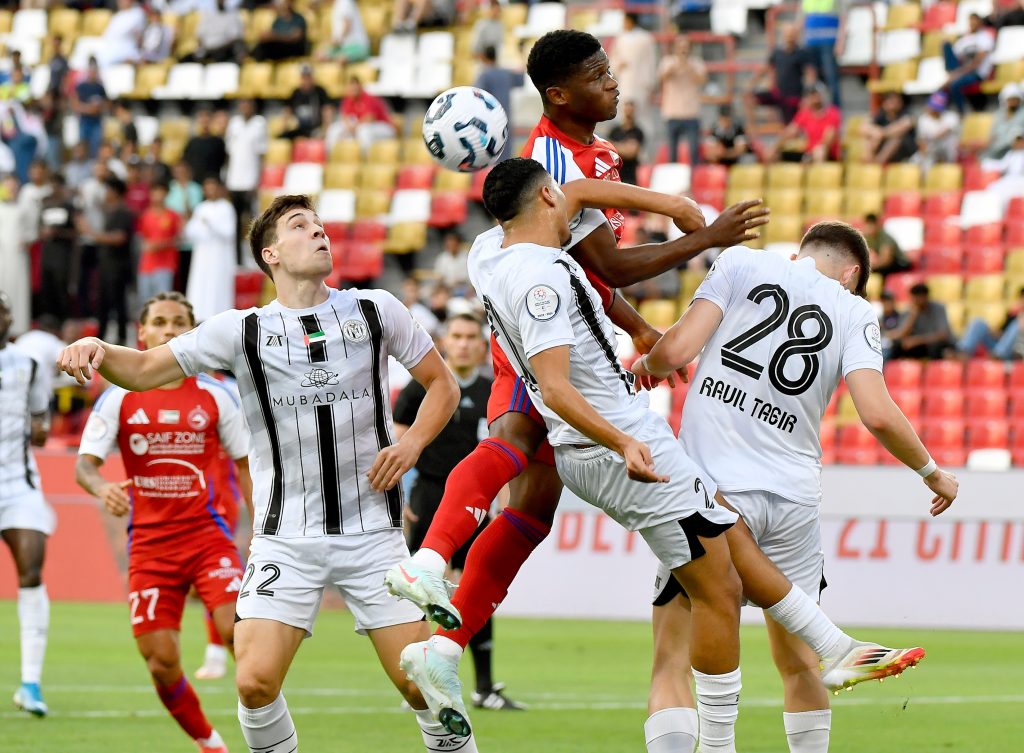 الشارقة يتأخر خطوة جديدة في سباق الدوري