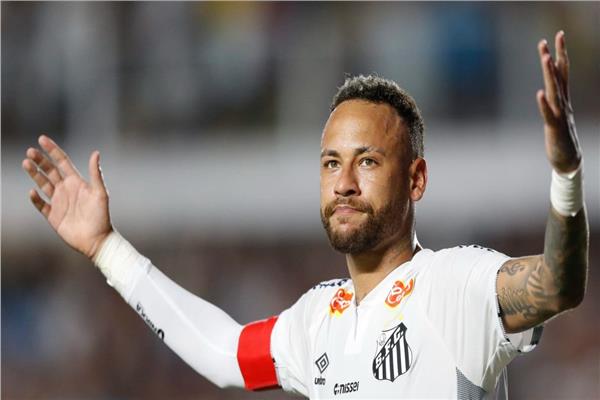 نيمار يطالب بتعليق بث «بودكاست» عن حياته والقضاء يرفض