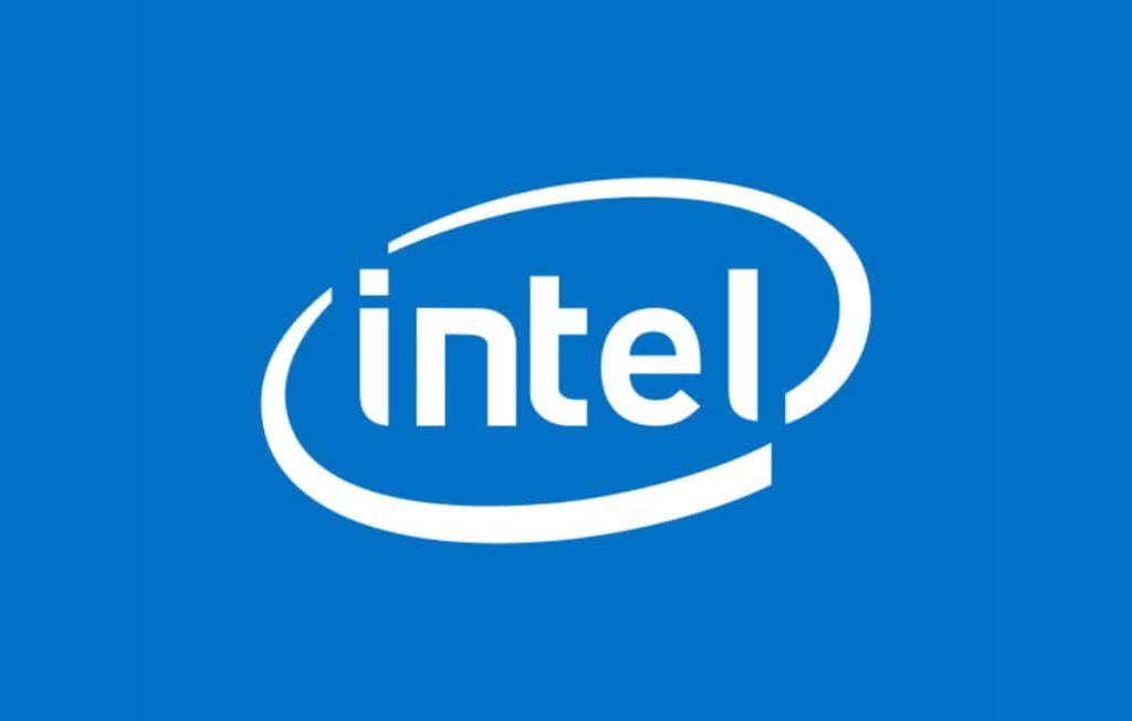 إنتل تعتزم تسريح عشرات الآلاف من الموظفين ضمن خطة إعادة هيكلة واسعة
