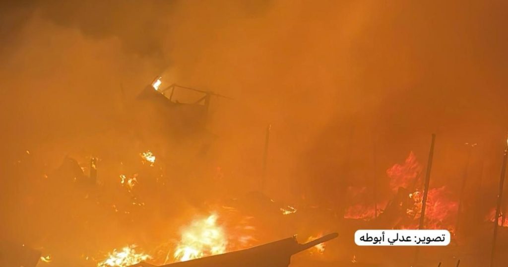 10 شهداء في قصف استهدف خيمة نازحين غربي خانيونس