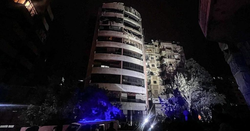 بالصور: شهداء ومصابون بقصف إسرائيلي استهدف ضاحية بيروت الجنوبية
