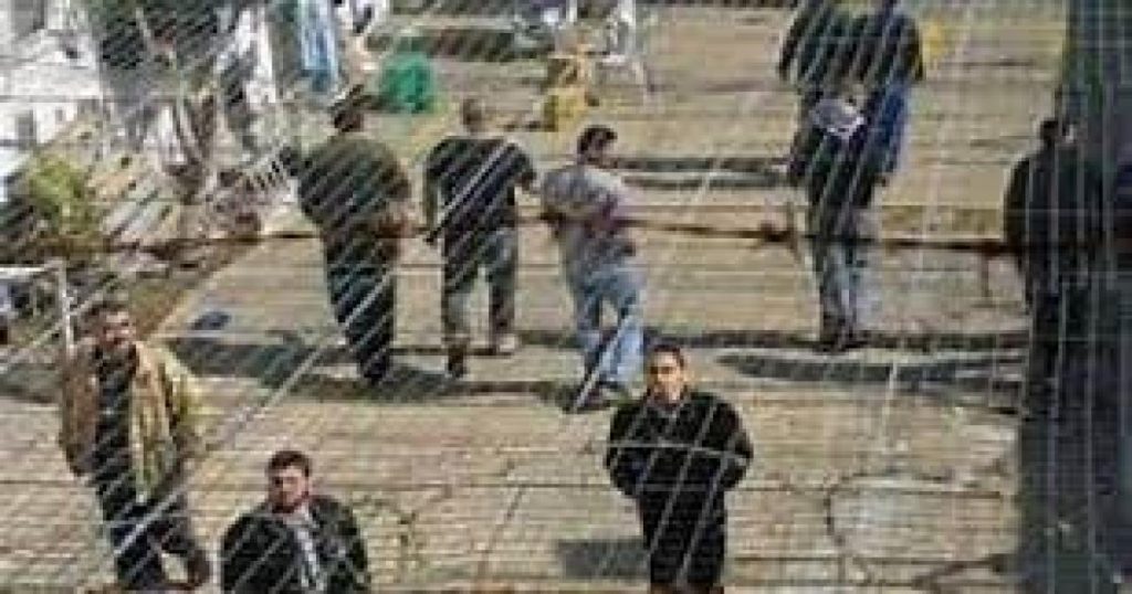 حماس تدعو لاعتبار الخميس يوما عالميا للتضامن مع الأسرى