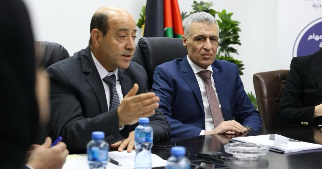 الوزيران قنديل وأبو زيد يفتتحان ورشة تدريبية حول نظام إدارة الأداء الوظيفي