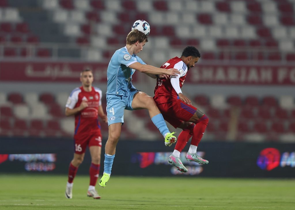 نقطة واحدة تكفي شباب الأهلي للتتويج بلقب الدوري