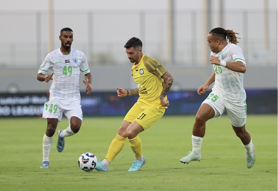 كلباء يقتحم الحصن “مرتين”