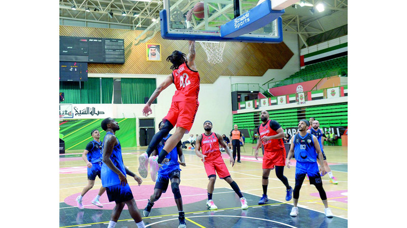 شباب الأهلي يقسو على الظفرة ويتأهل إلى نصف نهائي «كأس السلة»