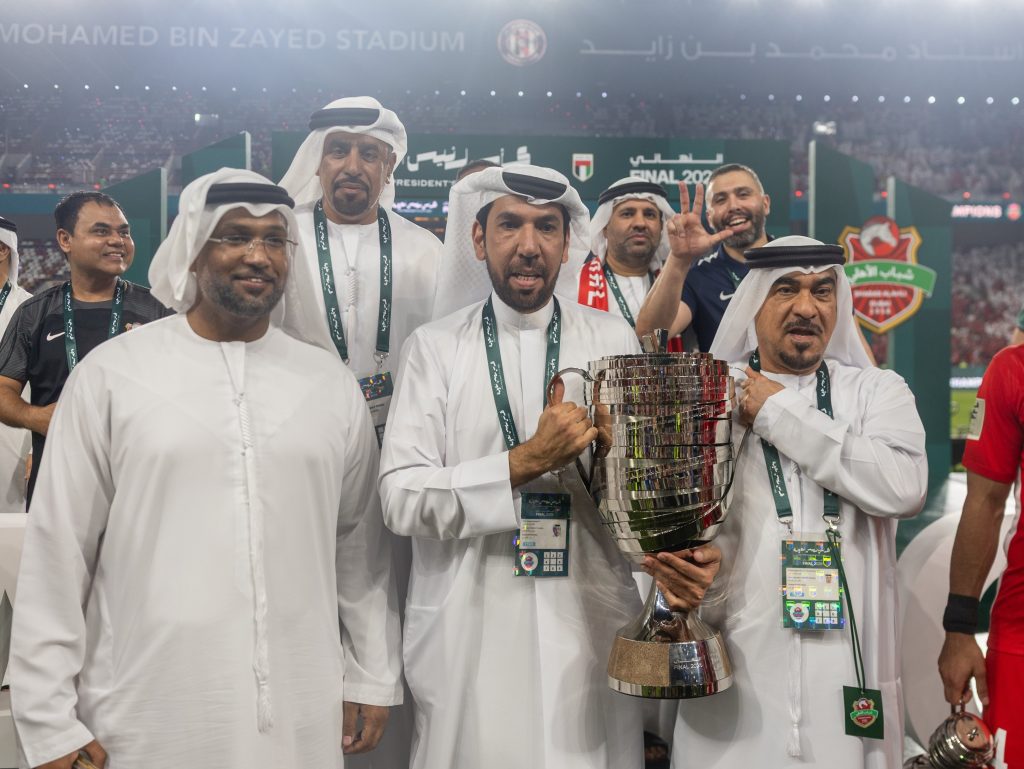 الشنقيطي: رباعية تاريخية لشباب الأهلي في موسم صعب