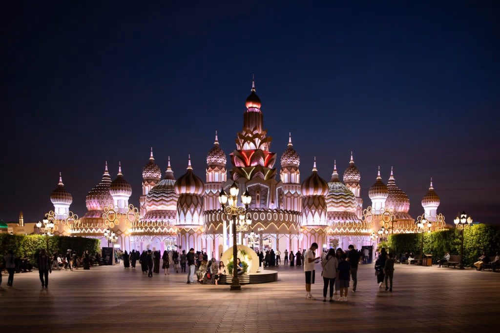 «القرية العالمية» تستقبل الزوار 15 أكتوبر المقبل