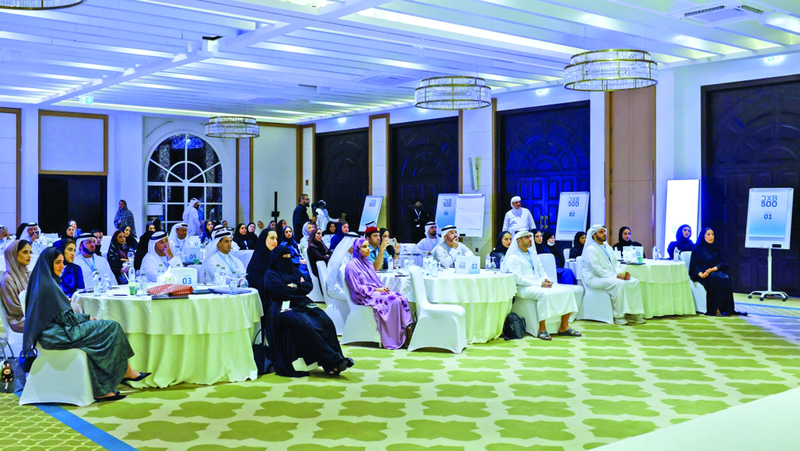 «DXB500» يختتم أعماله بتأهيل دفعة جديدة من قيادات الاتصال والإعلام في دبي