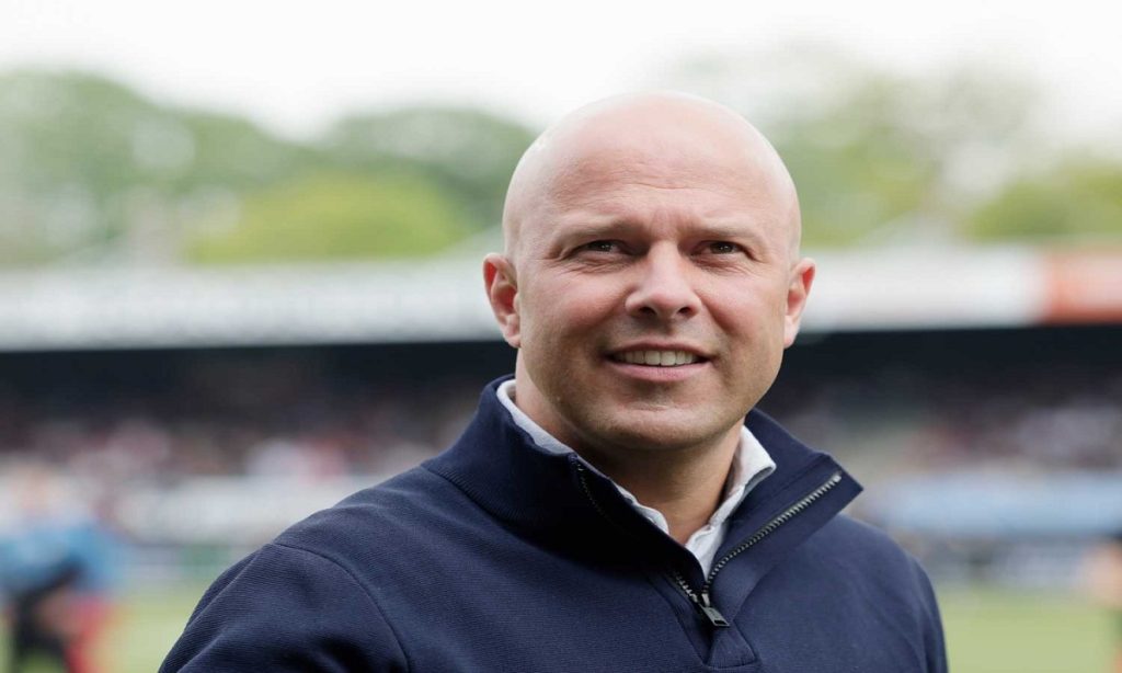 5 مدربين يتنافسون على جائزة أفضل مدرب في انجلترا