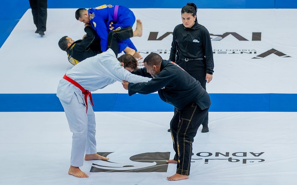 الإمارات تتصدر منافسات اليوم الأول لبطولة أبوظبي غراند سلام للجوجيتسو