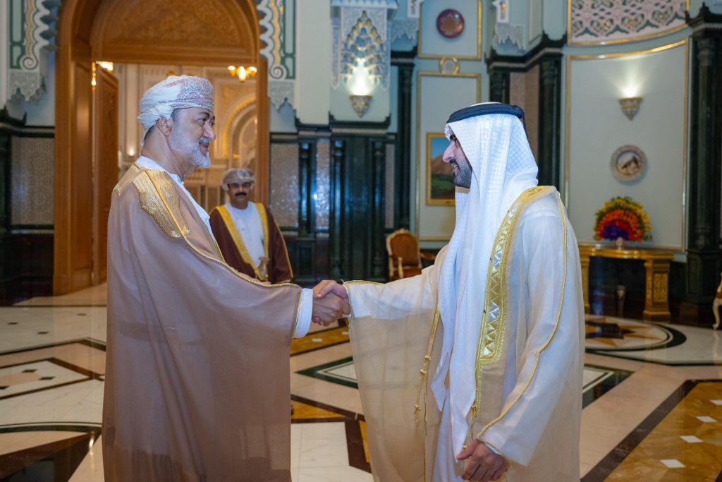 حمدان بن محمد: علاقتنا مع عُمان رسمتها الجغرافيا والتاريخ والأخوة والمحبة الصادقة