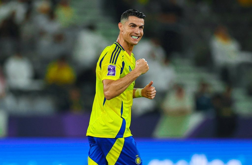 كريستيانو رونالدو مطلوب في 30 نادياً