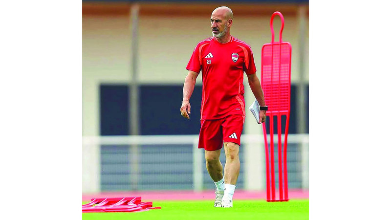 راضي شنيشل: فرصة منتخب الإمارات كبيرة في التأهل لمونديال 2026