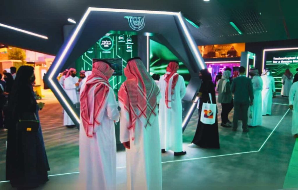 صدارة مستحقة.. السعودية الأولى إقليميًا في الخدمات الحكومية الإلكترونية للعام الثالث