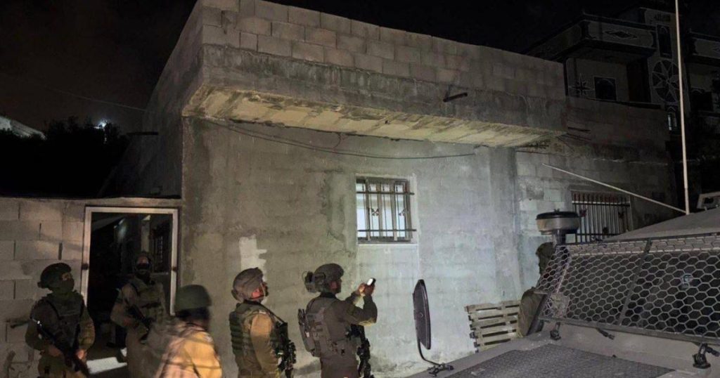 الاحتلال يأخذ قياسات منزل الشهيد نائل سمارة تمهيداً لهدمه