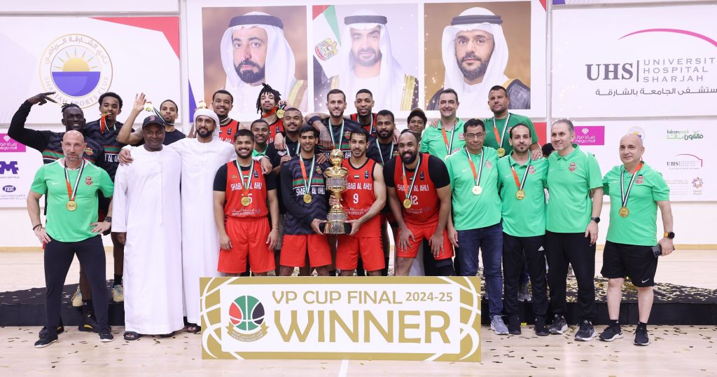 شباب الأهلي يضيف النجمة الثامنة في كأس السلة